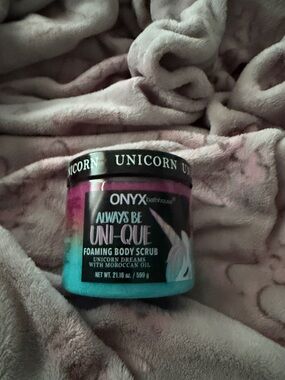 Onyx Always Be Uni-Que Foaming Body Scrub - Pink & Teal